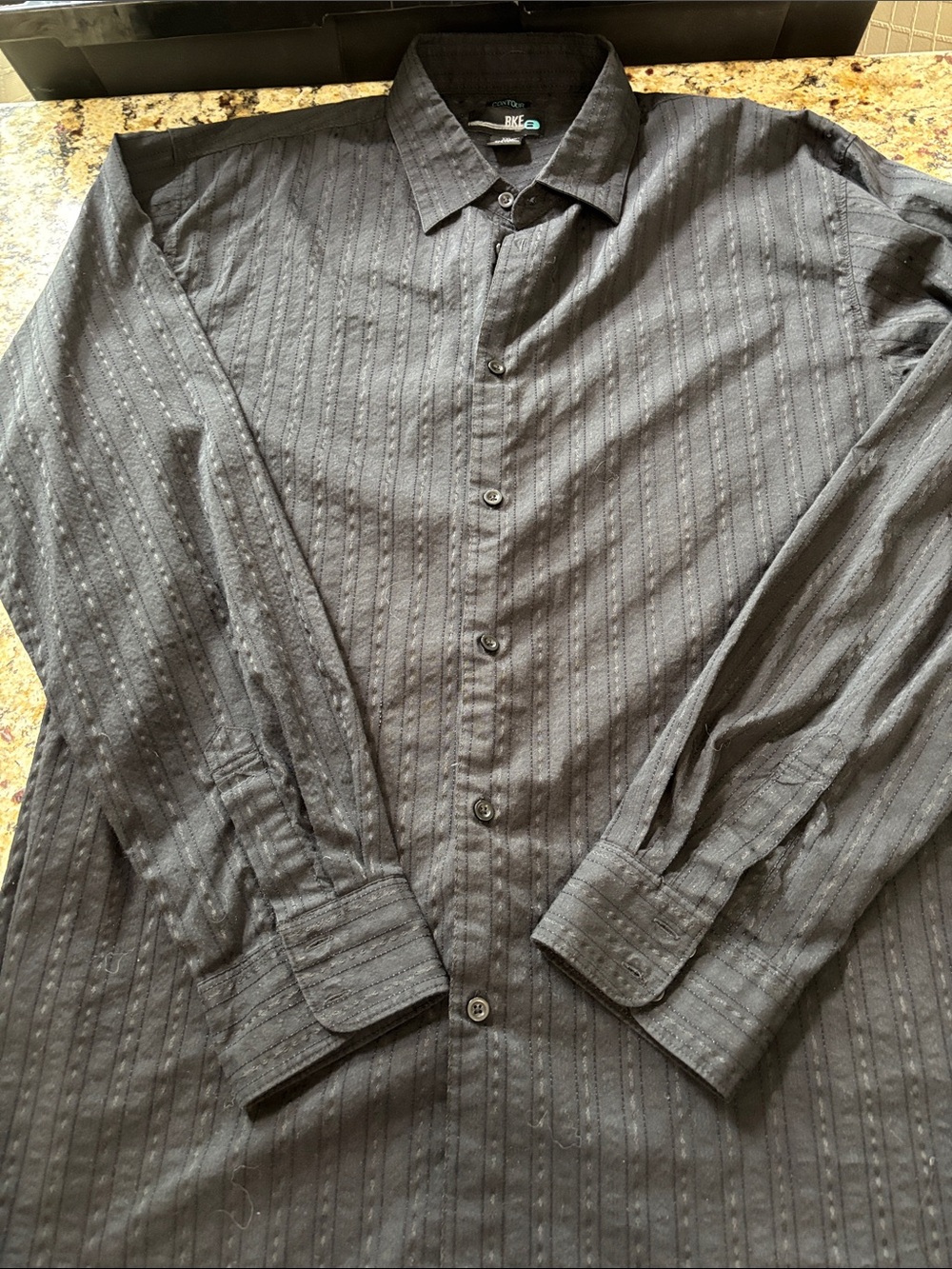 BKE Men’s Black Textured Button-Down Shirt